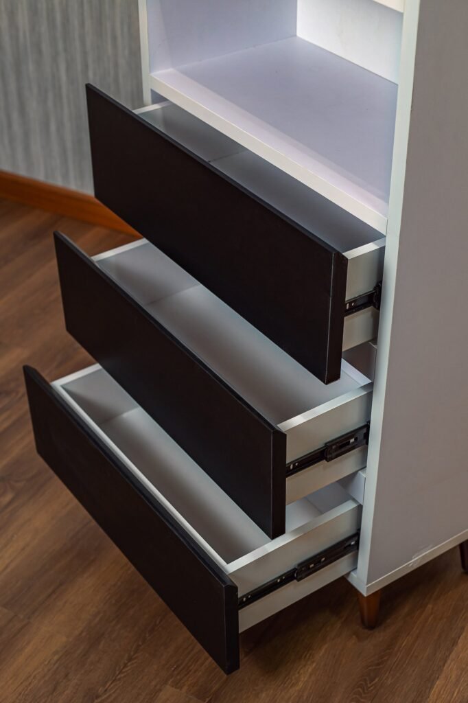 Tall Shoe Cabinet with Open Shelves, 3 Drawers & Wooden Legs - صورة 4