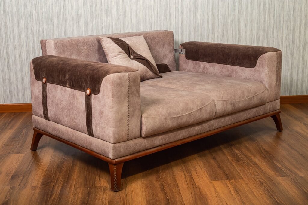 Two-Tone Suede Two-Seat Sofa with Adjustable Arms & Wood Base - صورة 4